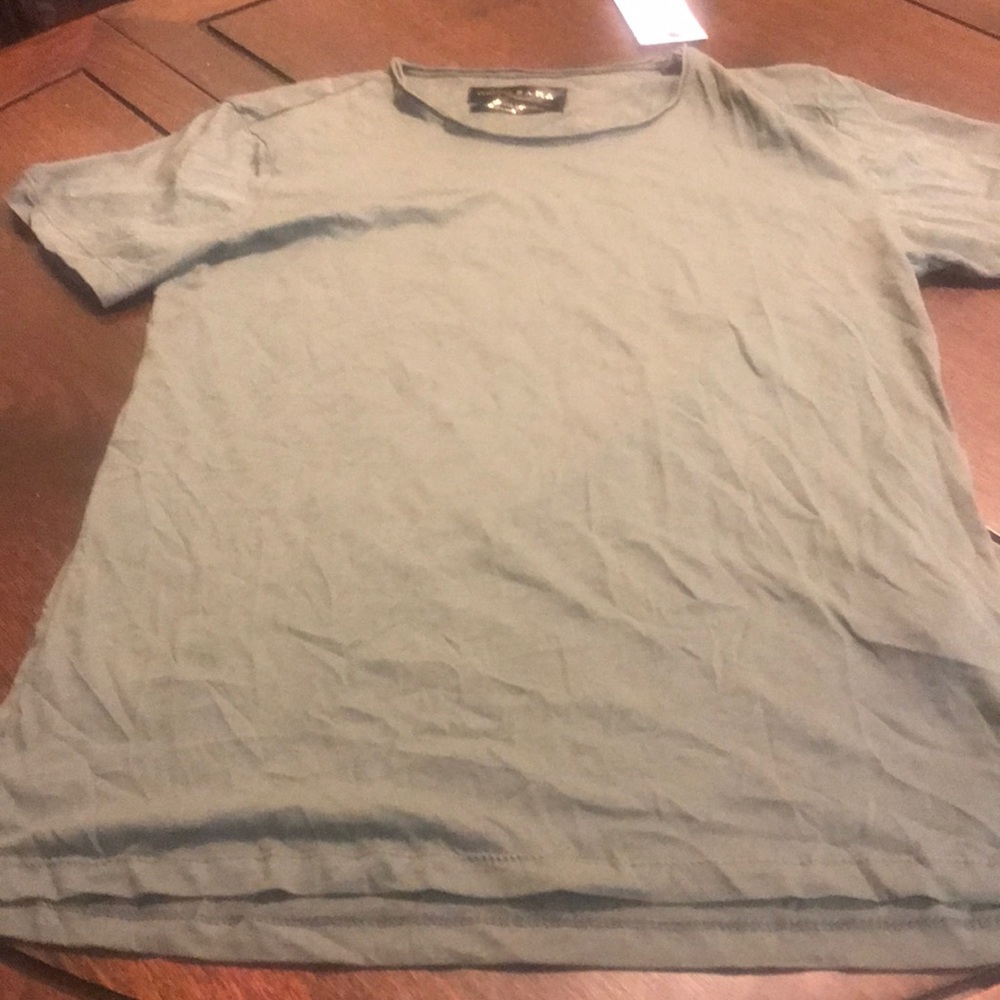 T-shirt Zara man olive